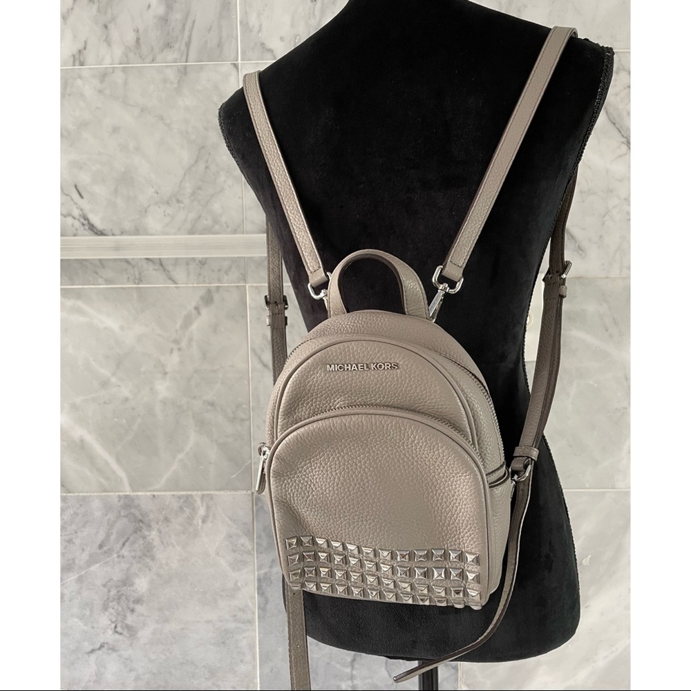 💕Michael Kors Abbey Studded Grey Pebble Leather Mini Backpack